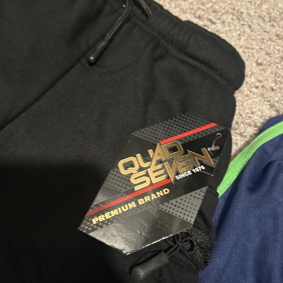 Black and Blue Shorts Set- nwt- 4T - Picture 2 of 6